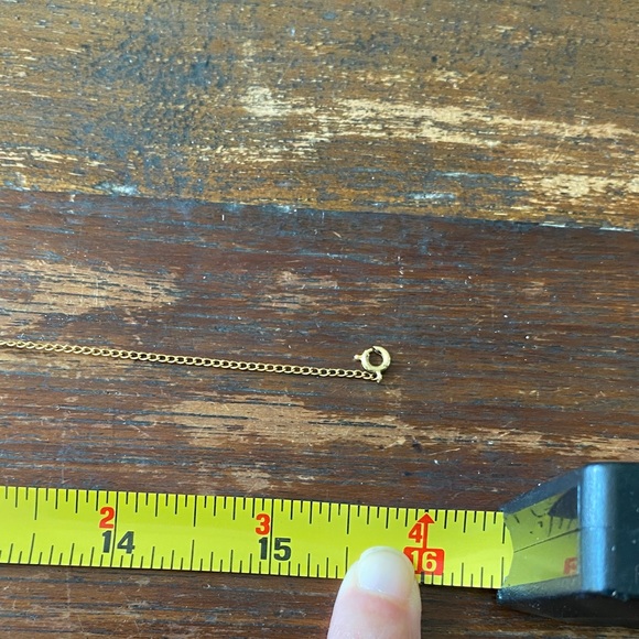 Elegant Cream Bird Pendant Necklace - Picture 2 of 4